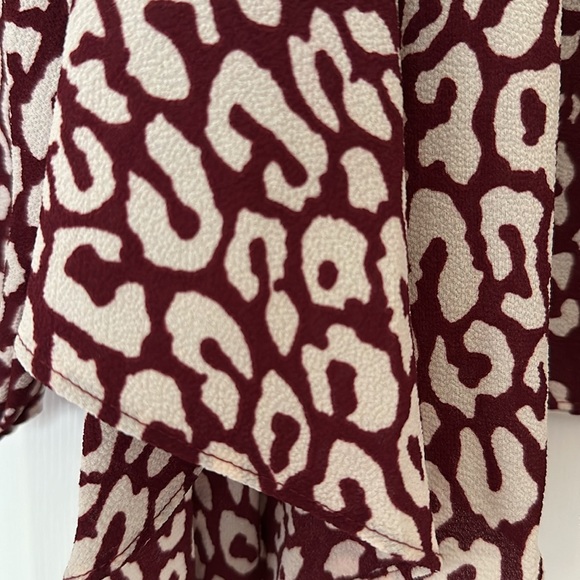 Michael Kors Handkerchief style top - Picture 2 of 6